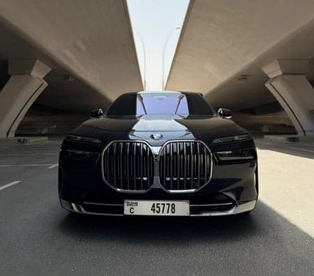 BMW 735i 2024