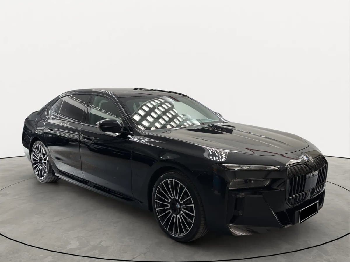 BMW 750e xDrive M Sport Pro